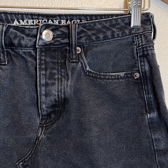 AMERICAN Eagle Outfitters Black Frayed Hem Mini Jean Skirt - Picture 3 of 16